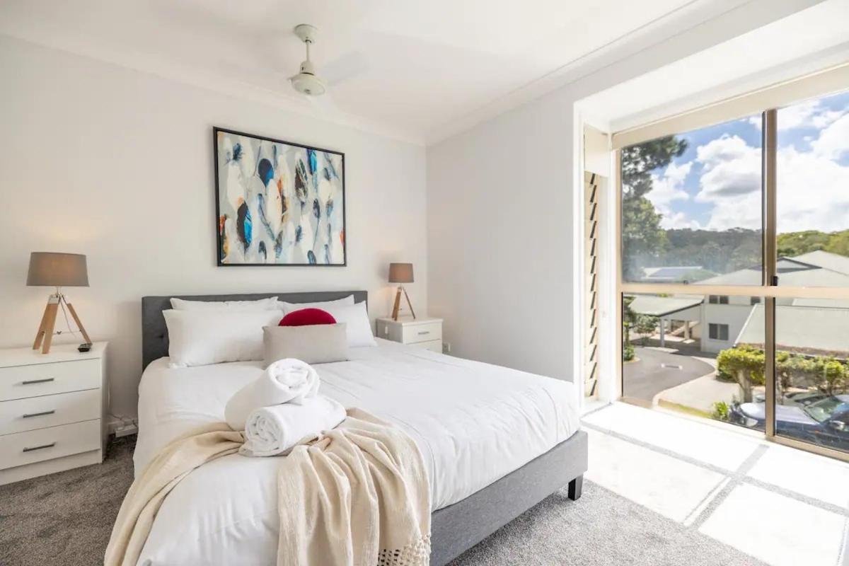 Aparthotel Byron Lakeside