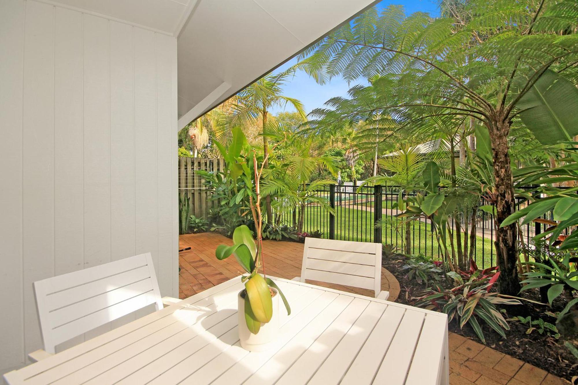 Byron Lakeside Aparthotel Byron Bay