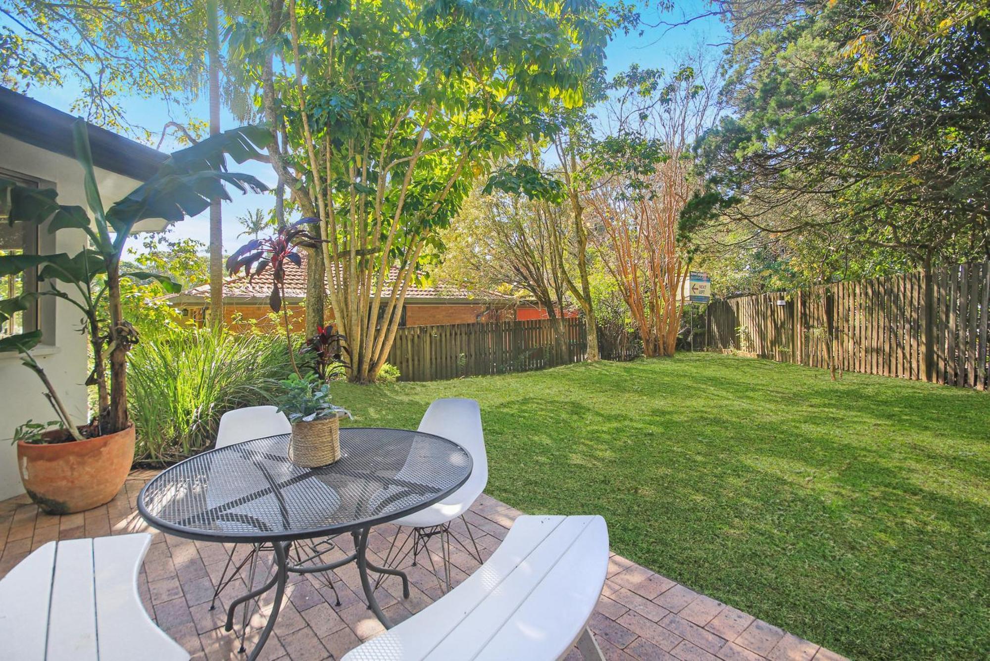 Byron Lakeside Aparthotel 3*